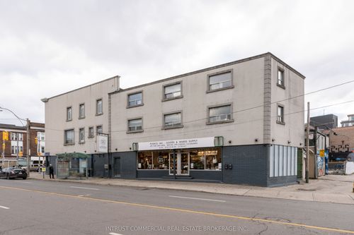 3-638 Dufferin St, Toronto, ON, M6K2B4 | Card Image