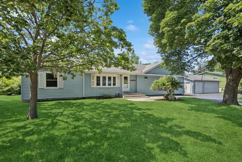 33320 N Sunset Ave, Grayslake, IL, 60030-2269 | Card Image