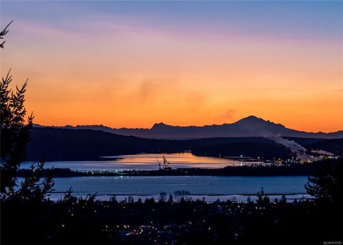 1214 College Dr, Nanaimo, BC, V9R6A4 | Card Image