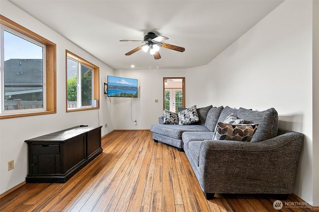 1165 Harding St, House other with 3 bedrooms, 2 bathrooms and 1 parking in Enumclaw WA | Image 5