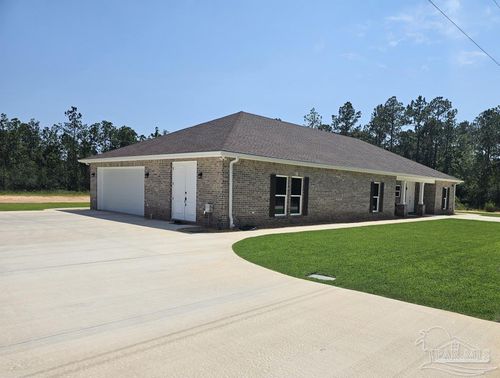 5801 San Blas St, Milton, FL, 32583-6168 | Card Image
