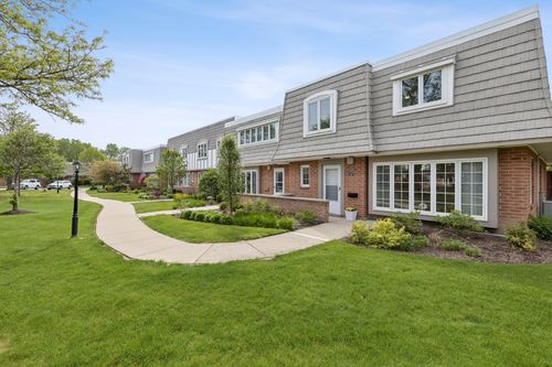 1470 Saint Tropez Ct, Highland Park, IL, 60035-3939 | Card Image