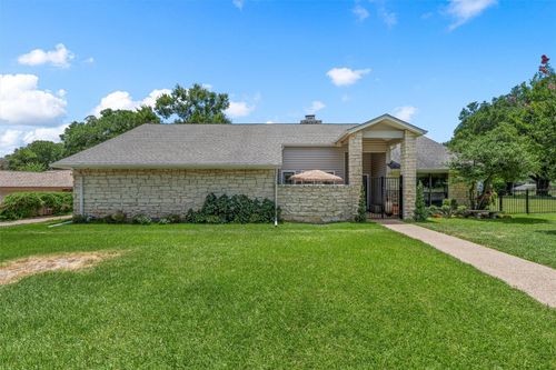 2812 Chimney Hill Dr, Waco, TX, 76708-2354 | Card Image