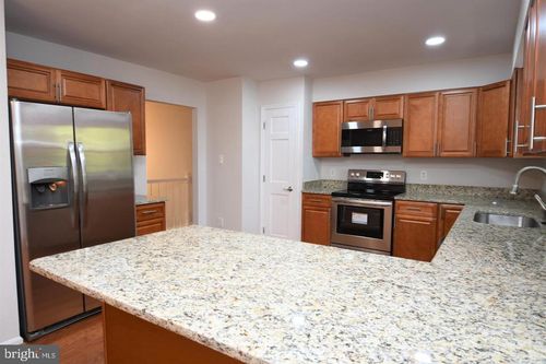 8918 Burwell Rd, NOKESVILLE, VA, 20181-1014 | Card Image