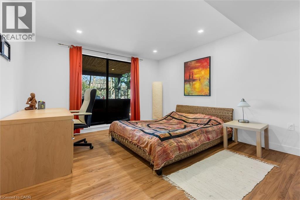 Residential in Stoney Creek 4