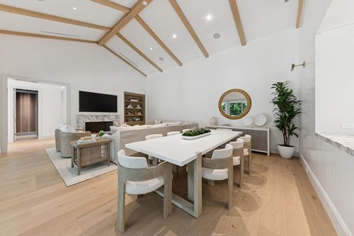 232 La Puerta Way, Palm Beach, FL, 33480-3224 | Card Image