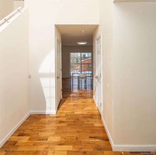 62 Bristol Cir, Rock Hill, NY, 12775-6002 | Card Image