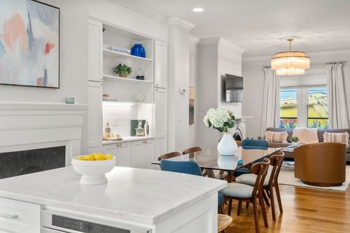 2 Lexington St, Boston, MA, 02129-3118 | Card Image