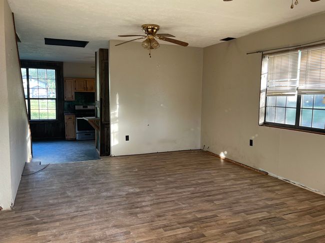 203 S Mcclam Rock St, House other with 3 bedrooms, 3 bathrooms and null parking in Portia AR | Image 5