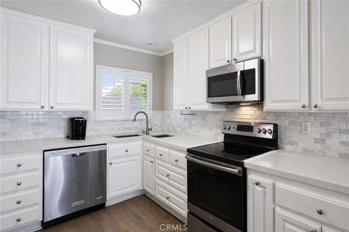21946 Lakeland Ave, Lake Forest, CA, 92630-2431 | Card Image