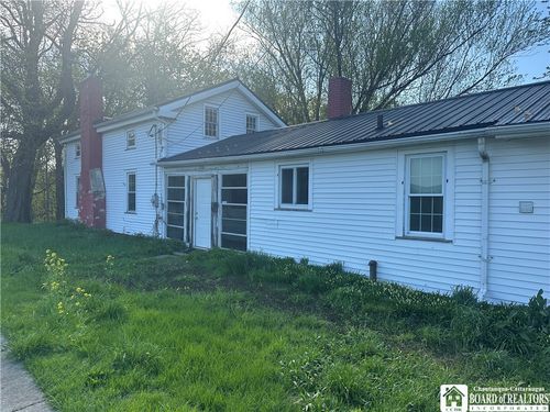 329 E Main St, Westfield, NY, 14787 | Card Image