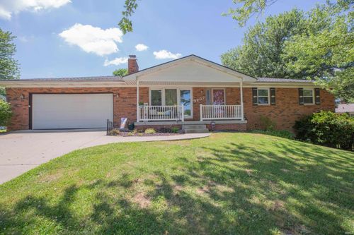 9207 Shoreline Dr, Wadesville, IN, 47638-9007 | Card Image