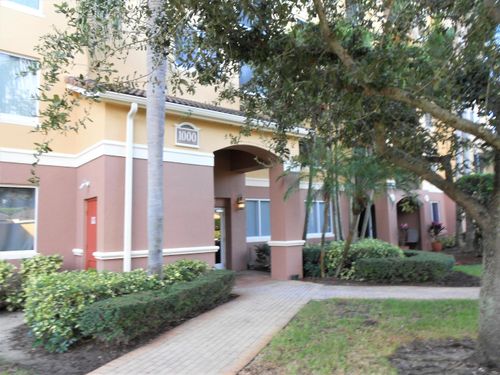 304-1000 Scotia Dr, Hypoluxo, FL, 33462-7036 | Card Image