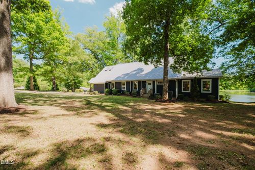 370 Robinson Ferry Rd, Macon, NC, 27551-9163 | Card Image
