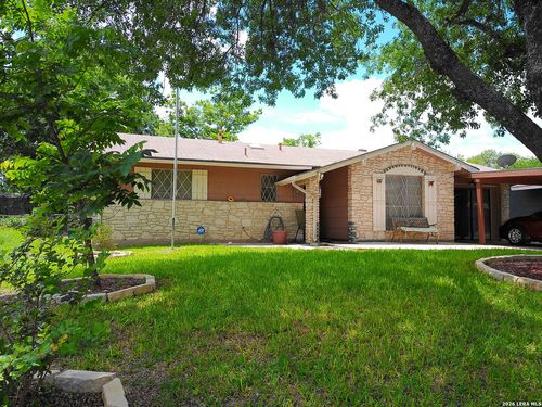 5222 Foxcross Dr, Kirby, TX, 78219-2021 | Card Image