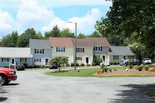 1177 Glendale Dr, Greensboro, NC, 27406-6473 | Card Image