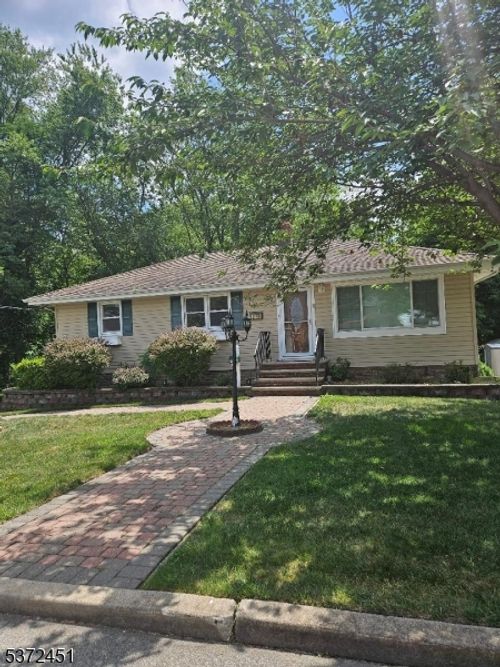 279 Ramapo St, Pompton Lakes, NJ, 07442-1623 | Card Image