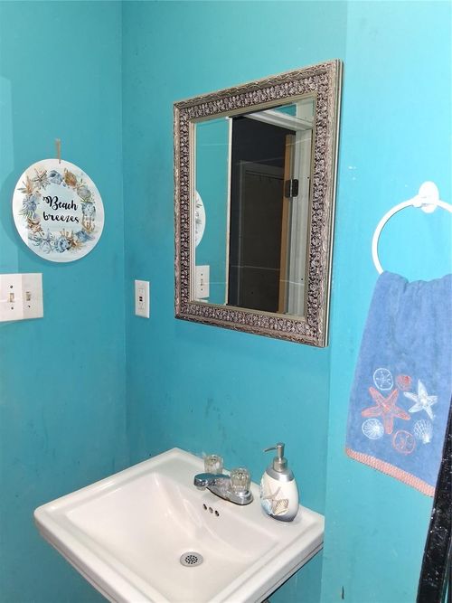 2713 Raymond St, Pasadena, TX, 77506-3135 | Card Image