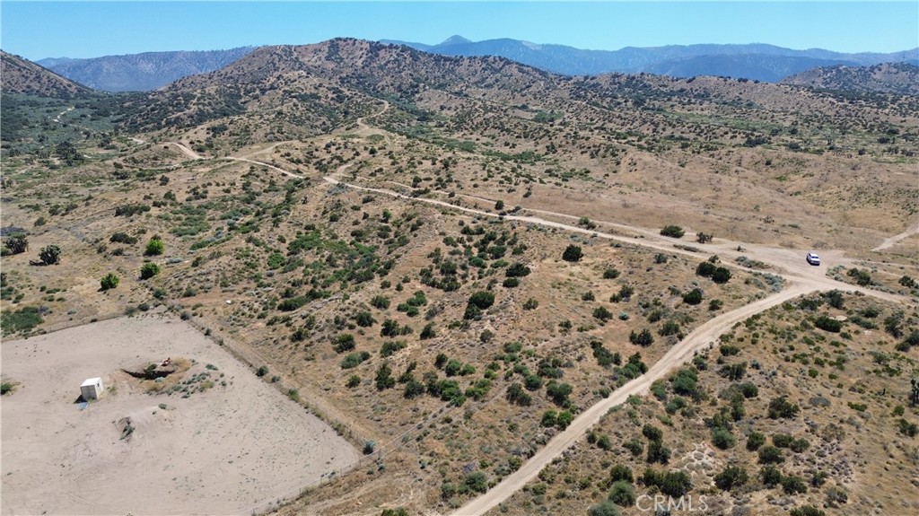 Land in Phelan 4