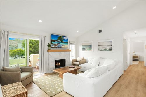 84 Cloudcrest, Aliso Viejo, CA, 92656-1326 | Card Image