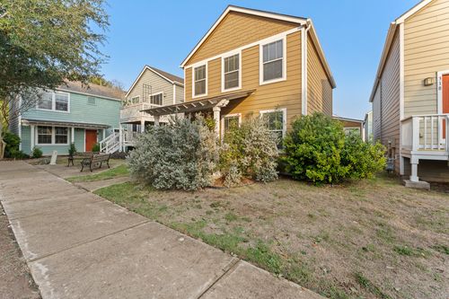 32-320 Trestle Tree, San Marcos, TX, 78666-4275 | Card Image