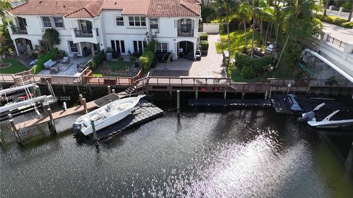 999 Harbor Vw N, Hollywood, FL, 33019-5060 | Card Image