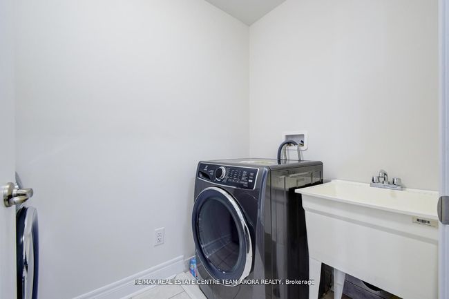 38 Rosewell Cres, House other with 8 bedrooms, 6 bathrooms and 4 parking in Georgetown ON | Image 33