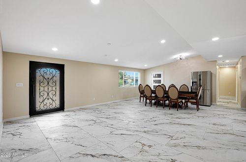 725 E Encanto Dr, Tempe, AZ, 85281-6816 | Card Image