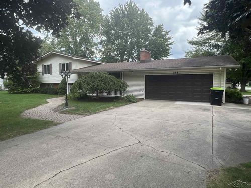 319 Price St, Auburn, MI, 48611-9457 | Card Image