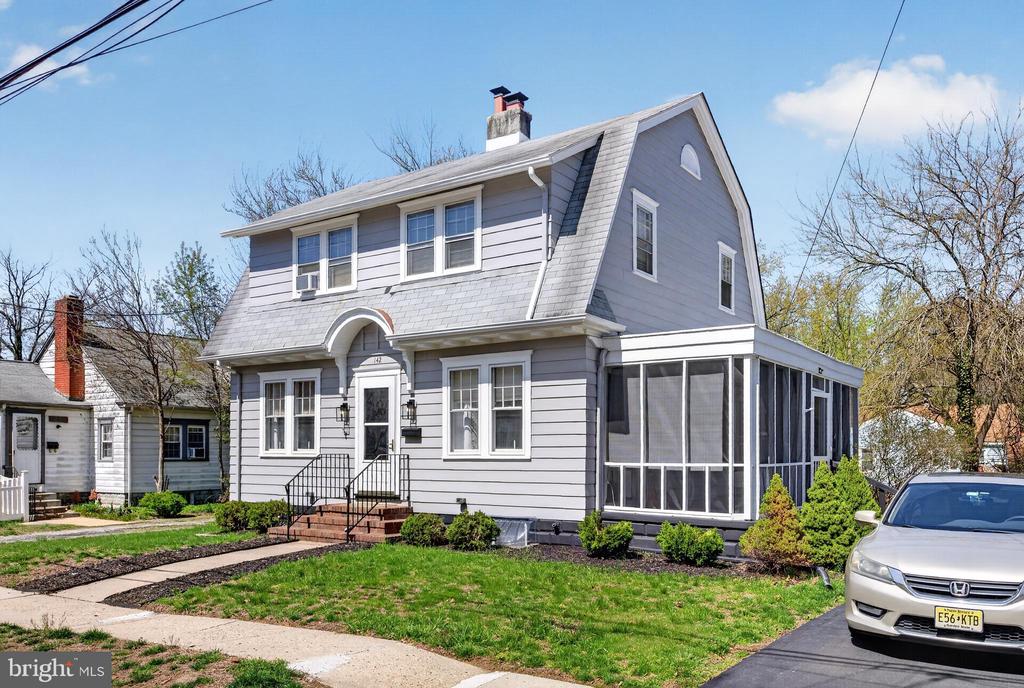 Residential in WOODBURY 2