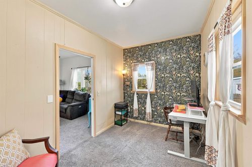 58 River St, Milton, VT, 05468-3643 | Card Image