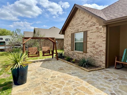 124 Joyce St, Whitney, TX, 76692-2200 | Card Image