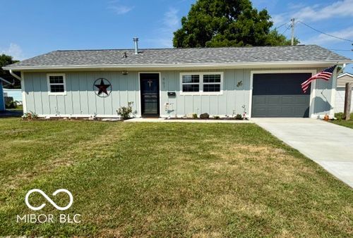 407 Eberhart Dr, Shelbyville, IN, 46176-2205 | Card Image