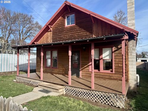 260 Nw Heisler St, Dufur, OR, 97021-3178 | Card Image