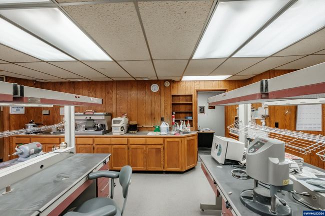 255 E 14 Th Ave, Home with 2 bedrooms, 0 bathrooms and null parking in Eugene OR | Image 33