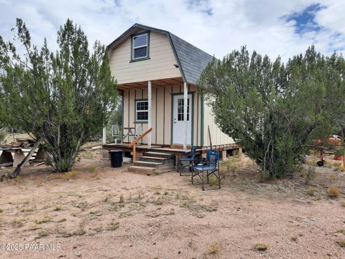 34343 W Chippewa Ln, Seligman, AZ, 86337 | Card Image