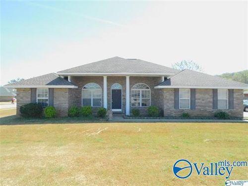 101 Summerford Ln, Harvest, AL, 35749-8391 | Card Image