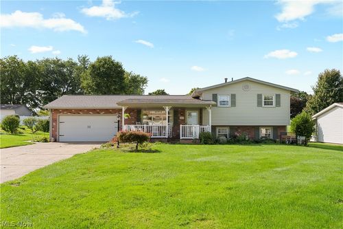 3019 Leonard Avenue Sw, Canton, OH, 44706 | Card Image