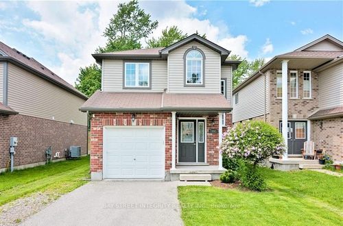 1993 Denview Ave, London, ON, N6G0G3 | Card Image