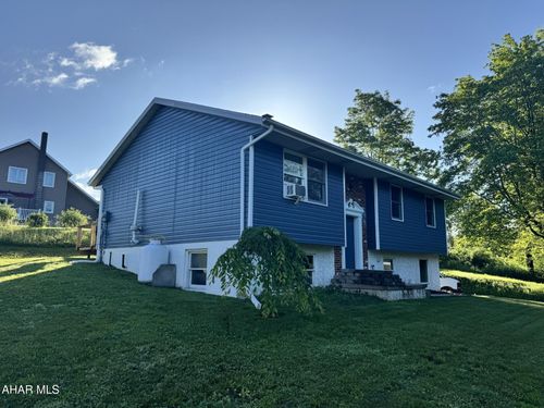 132 Laurel Dr, Gallitzin, PA, 16641-1025 | Card Image