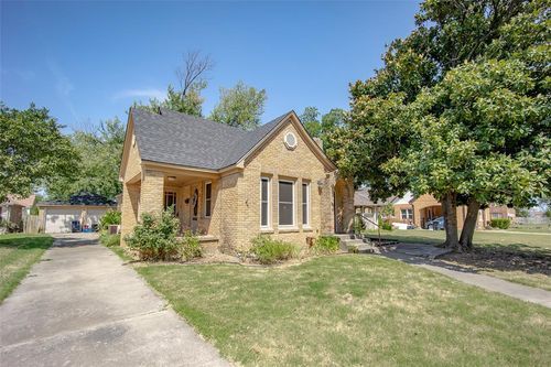 1012 N Chapman Ave, Shawnee, OK, 74801-4812 | Card Image