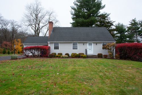 79 Prospect St, Bloomfield, CT, 06002-3056 | Card Image