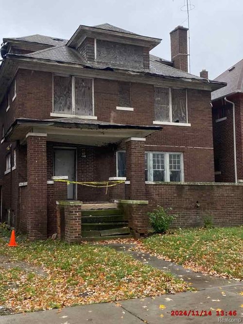 1129 Atkinson St, Detroit, MI, 48202-1521 | Card Image