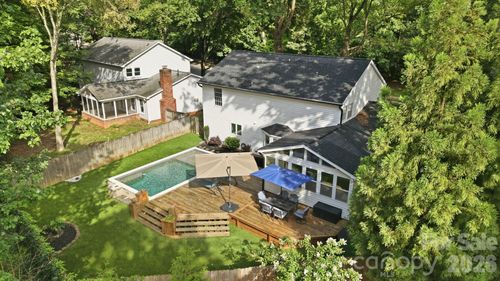 2512 Crescent Knoll Dr, Matthews, NC, 28105-2443 | Card Image