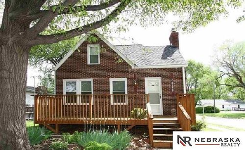 2000 N 32nd St, Lincoln, NE, 68503-1311 | Card Image