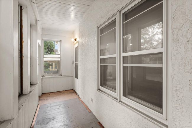 693 Bedford St, House other with 2 bedrooms, 1 bathrooms and null parking in Saint Paul MN | Image 8