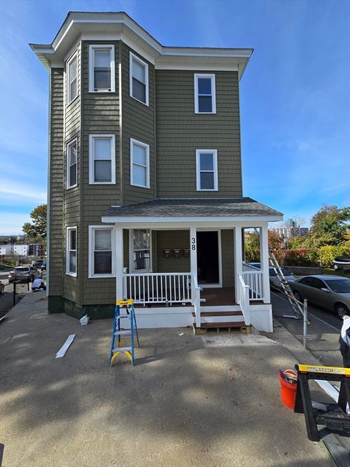 apt-2-38 Fox St, Worcester, MA, 01604-4356 | Card Image