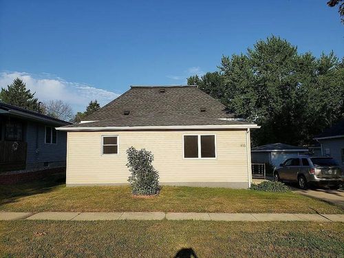 415 2nd Ave Ne, Oelwein, IA, 50662-1209 | Card Image