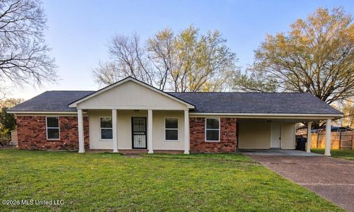 5710 Dover Dr, Horn Lake, MS, 38637-9528 | Card Image