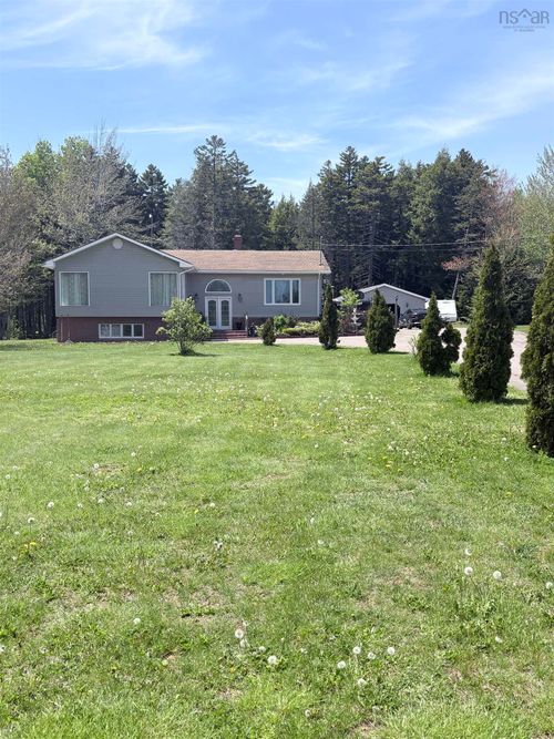 675 Greenville Road, Greenville Station, NS, B0M1Z0 | Card Image
